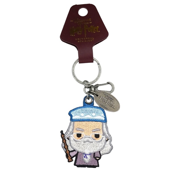 Universal Studios Harry Potter Embroidered Dumbledore Keychain - Picture 1 of 2